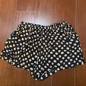 NWT Millau Daisy Print Shorts Women’s Size M